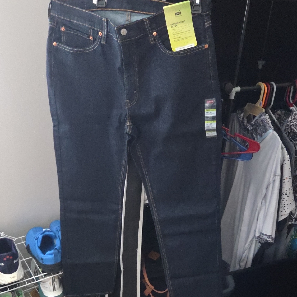Levi Mens 541 Athletic Taper